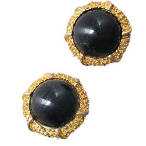 Vintage Trifari Gold Toned Black Circle Clip On Earrings